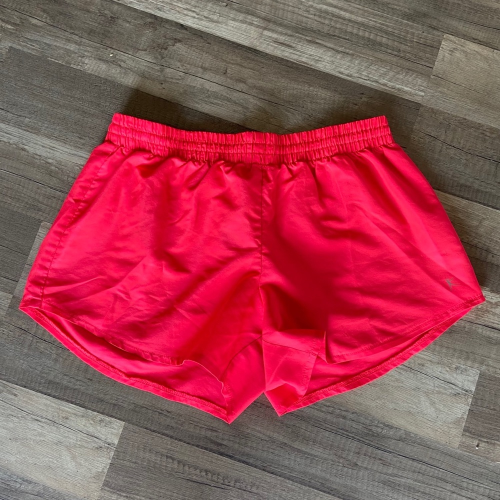 Women’s Size M Florescent Pink Athletic Shorts
